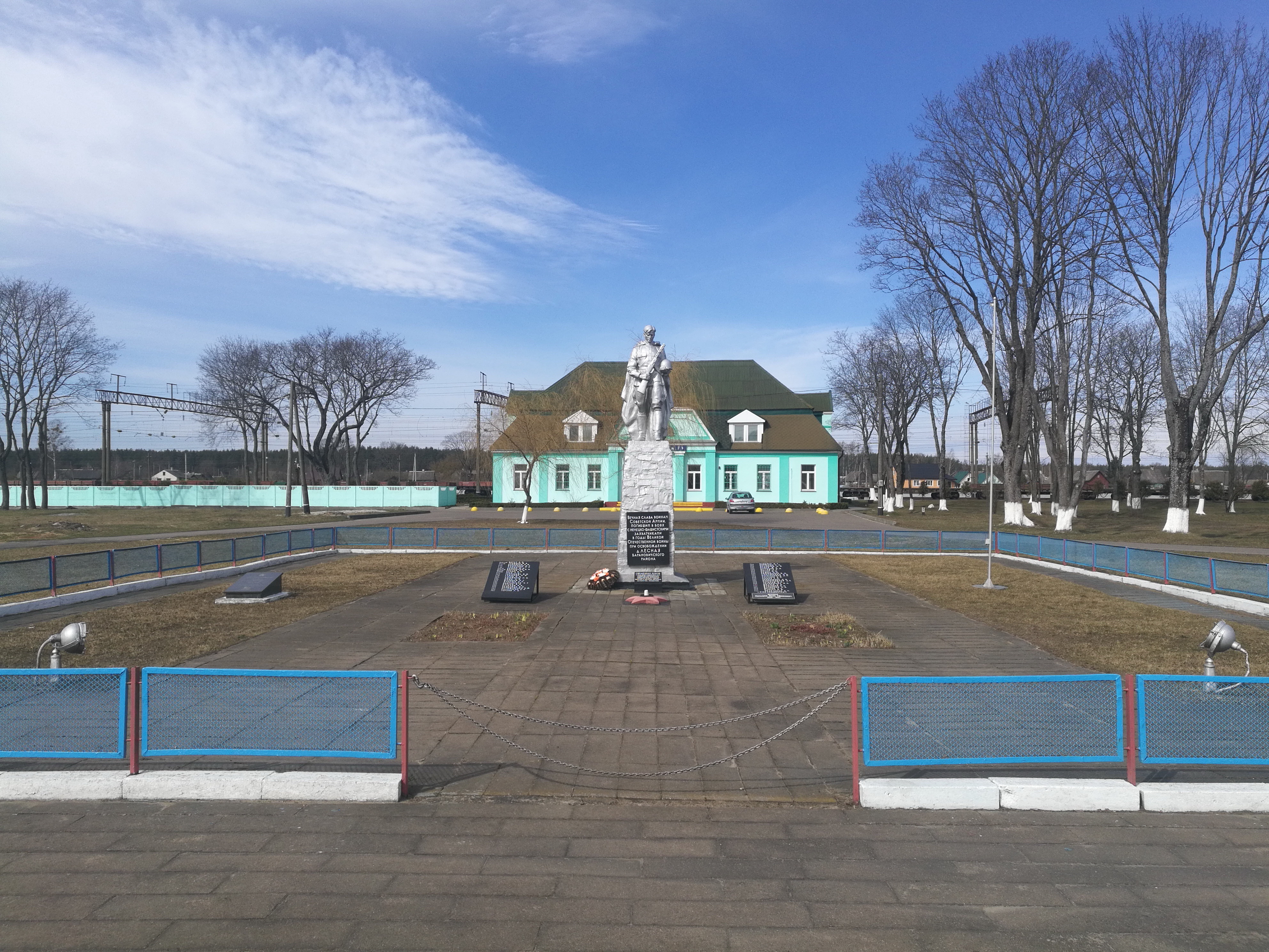 Братская могила № 430, расположенная в аг. Лесная, Барановичский район, Брестская область